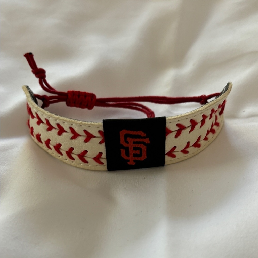 Gamewear San Francisco Giants MLB‎  2-Seamer Baseball Bracelet
